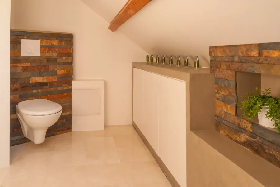Composition baignoire et niches — salle de bain à Versailles, projet des débuts du studio.